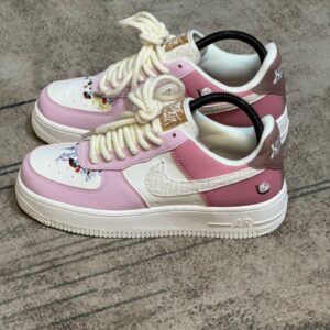 Nike Air Force 1 '07 LX